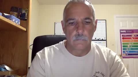 likefhot online show from November 6, 2025, 1:45 pm