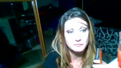 Snapshot of likerightnow chatting on February 6, 2026, 5:34 am likerightnow online show from February 6, 2026, 5:34 am