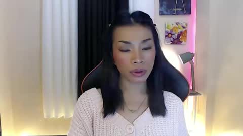 Snapshot of likliklicklengleng chatting on March 5, 2026, 11:23 pm Leng online show from March 5, 2026, 11:23 pm