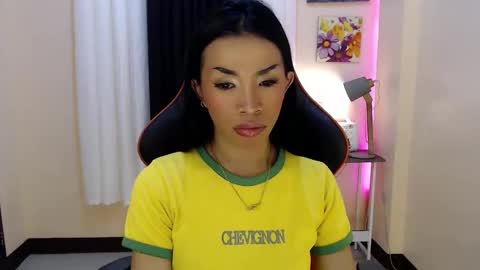 Snapshot of likliklicklengleng chatting on March 9, 2026, 6:28 am Leng online show from March 9, 2026, 6:28 am