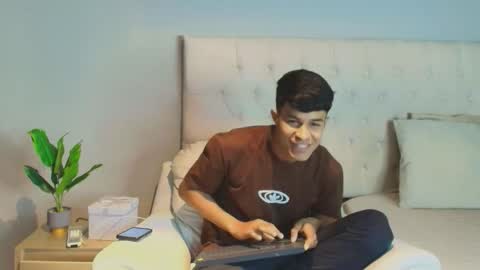 Snapshot of lil_ae1 chatting on January 12, 2026, 7:08 pm lil online show from January 12, 2026, 7:08 pm