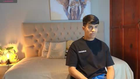 Snapshot of lil_ae1 chatting on January 13, 2026, 7:08 pm lil online show from January 13, 2026, 7:08 pm