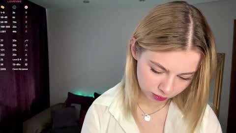 Elisa  online show from September 19, 2025, 11:00 am