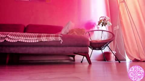 Gabriela online show from January 8, 2025, 6:41 am