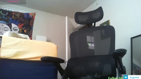 lil gemmie online show from October 2, 2025, 3:08 pm