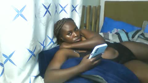 Snapshot of lil_wamboi chatting on May 16, 2026, 8:07 pm lil_wamboi online show from May 16, 2026, 8:07 pm