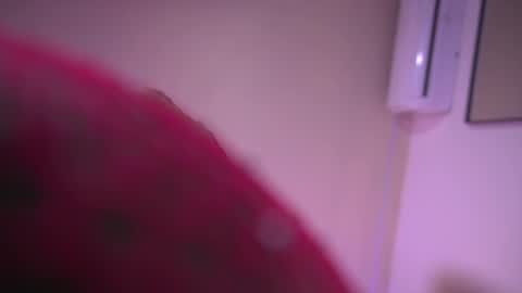 Snapshot of lila_cohen chatting on February 26, 2026, 3:49 am L I L A online show from February 26, 2026, 3:49 am