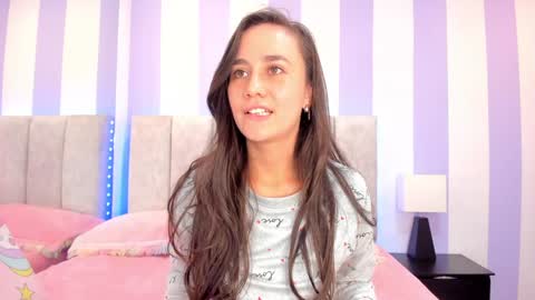 Lila  online show from December 25, 2024, 8:39 pm