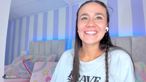 Lila  online show from January 25, 2025, 7:28 pm