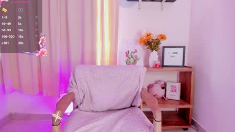 Lila  online show from October 15, 2025, 5:35 pm