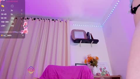 Lila  online show from December 13, 2025, 7:53 pm