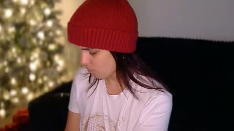 Rebecca online show from November 17, 2025, 7:52 pm