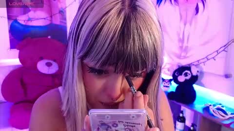 lilcandy19 online show from January 9, 2026, 12:08 pm