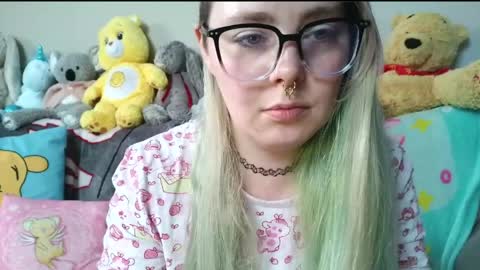 emily ryanson online show from April 9, 2026, 8:47 pm