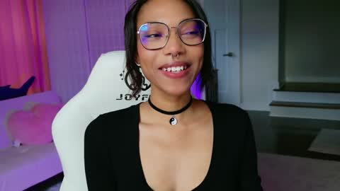 Snapshot of lileviemarie chatting on December 31, 2024, 7:40 pm evie online show from December 31, 2024, 7:40 pm