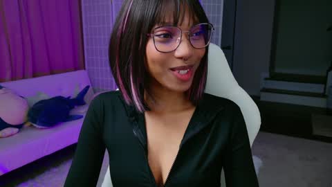 Snapshot of lileviemarie chatting on February 5, 2025, 2:51 am evie online show from February 5, 2025, 2:51 am