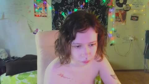 Snapshot of lileyfoxxx chatting on March 18, 2026, 8:50 am Lil online show from March 18, 2026, 8:50 am