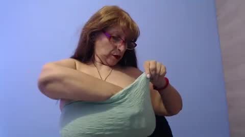 lilieth online show from September 21, 2025, 5:03 pm