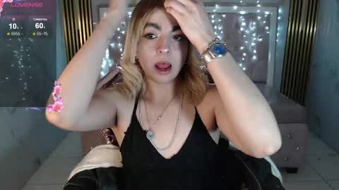 Lili online show from September 26, 2025, 3:10 am