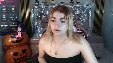 Lili online show from October 9, 2025, 3:59 am