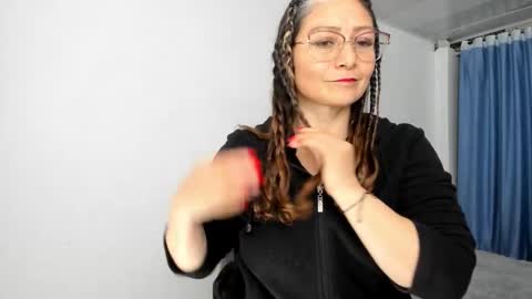 liliamilf online show from October 11, 2025, 1:05 am
