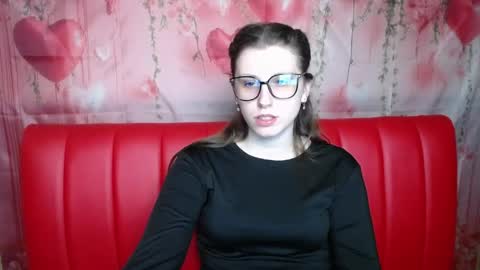 lilianashine online show from April 9, 2026, 6:19 am