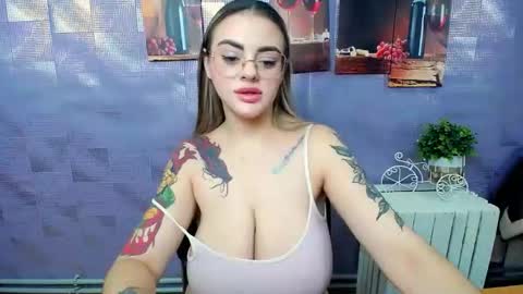 Lilia online show from October 24, 2025, 8:55 am