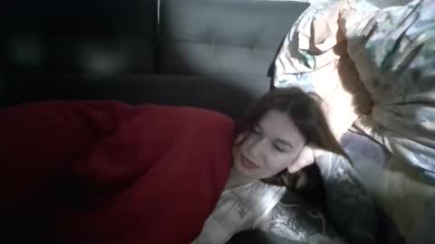 liliawoolf online show from October 26, 2025, 5:41 pm