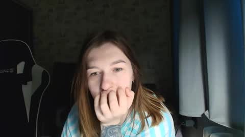 liliawoolf online show from January 12, 2026, 5:56 am