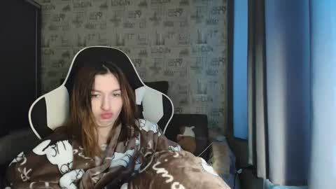 liliawoolf online show from February 3, 2026, 6:40 am