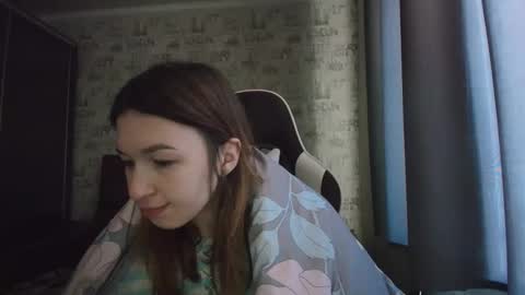 Snapshot of liliawoolf chatting on April 27, 2026, 3:59 am liliawoolf online show from April 27, 2026, 3:59 am
