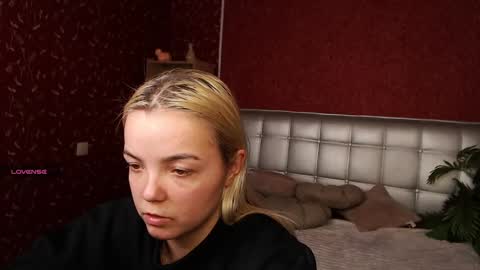 Snapshot of lilieanori chatting on February 9, 2025, 5:22 pm Lilie online show from February 9, 2025, 5:22 pm