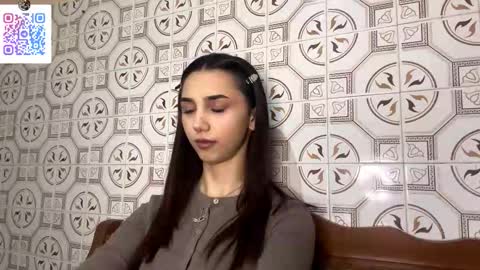 Lina online show from January 5, 2026, 10:24 pm