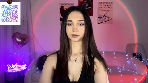 Lina online show from May 18, 2026, 10:26 pm