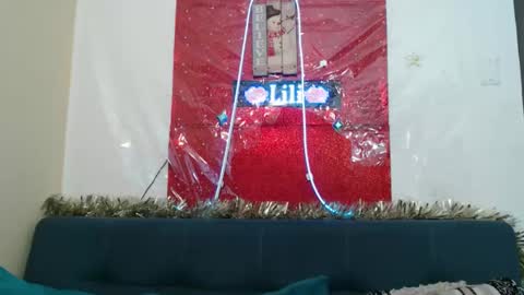 liliimilf online show from December 1, 2025, 1:16 pm