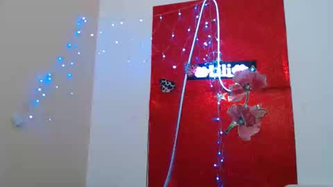 liliimilf online show from April 16, 2026, 1:56 pm