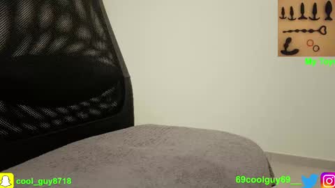 lililillliilill online show from May 9, 2026, 7:24 am