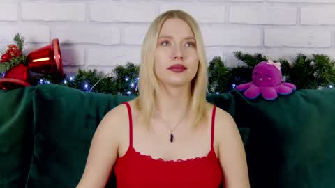 Snapshot of lililinn chatting on December 24, 2024, 9:06 am LiliLinn online show from December 24, 2024, 9:06 am