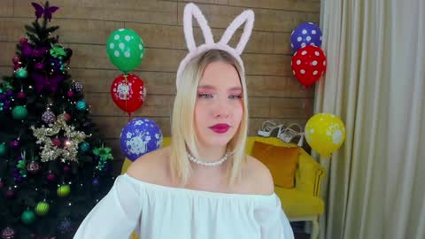 Snapshot of lililinn chatting on December 26, 2024, 8:18 am LiliLinn online show from December 26, 2024, 8:18 am