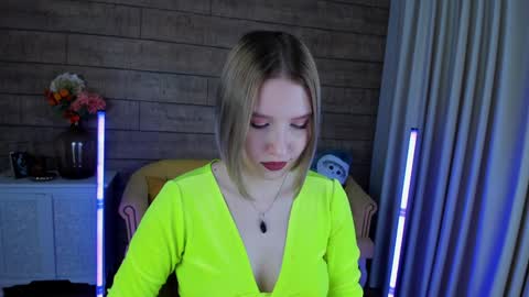 Snapshot of lililinn chatting on January 28, 2025, 7:43 am LiliLinn online show from January 28, 2025, 7:43 am