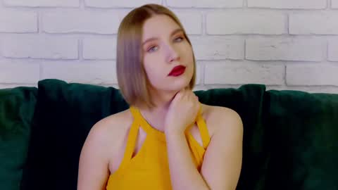 Snapshot of lililinn chatting on January 29, 2025, 5:09 am LiliLinn online show from January 29, 2025, 5:09 am