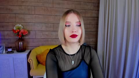 Snapshot of lililinn chatting on February 4, 2025, 11:38 am LiliLinn online show from February 4, 2025, 11:38 am