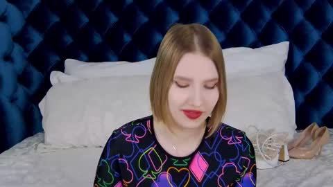 Snapshot of lililinn chatting on February 22, 2025, 12:29 pm LiliLinn online show from February 22, 2025, 12:29 pm