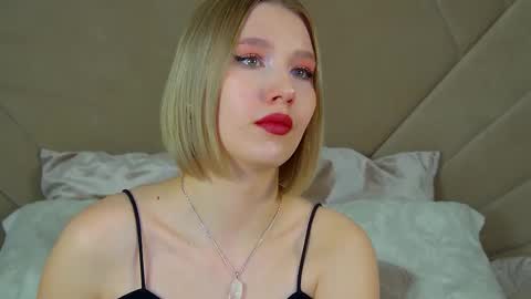 Snapshot of lililinn chatting on February 25, 2025, 9:53 am LiliLinn online show from February 25, 2025, 9:53 am