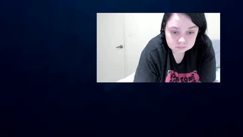 Snapshot of lilimariexx chatting on February 17, 2025, 9:19 pm Lili Marie online show from February 17, 2025, 9:19 pm