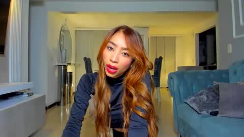 Lili  online show from February 6, 2026, 3:00 am