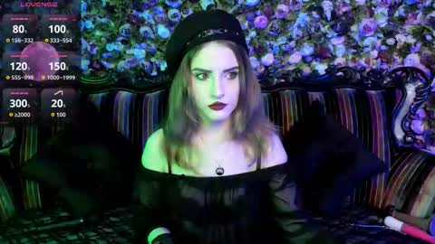 lilit_el_ online show from November 29, 2025, 7:33 am