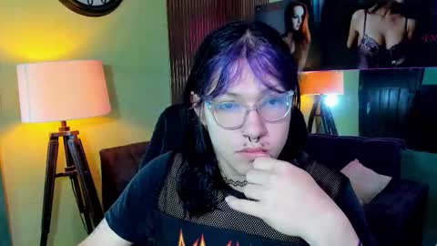 lilith  online show from March 2, 2026, 11:39 am