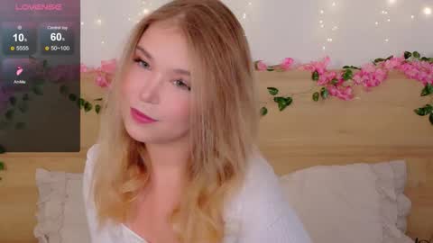Lilith Bonheur online show from October 23, 2025, 8:29 pm