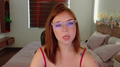 Lilith Bonheur online show from May 26, 2026, 11:23 pm